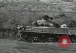 Standbild Reconnaissance Patrol Korea, 1951, aus Sekunde 35 historischem Filmmaterial Videoclip 65675022683