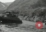 Standbild Reconnaissance Patrol Korea, 1951, aus Sekunde 40 historischem Filmmaterial Videoclip 65675022683