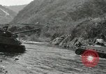 Standbild Reconnaissance Patrol Korea, 1951, aus Sekunde 43 historischem Filmmaterial Videoclip 65675022683