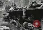Standbild Reconnaissance Patrol Korea, 1951, aus Sekunde 62 historischem Filmmaterial Videoclip 65675022683