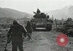 Standbild Reconnaissance Patrol Korea, 1951, aus Sekunde 9 historischem Filmmaterial Videoclip 65675022684