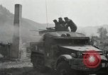 Standbild Reconnaissance Patrol Korea, 1951, aus Sekunde 37 historischem Filmmaterial Videoclip 65675022684
