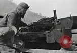 Standbild Reconnaissance Patrol Korea, 1951, aus Sekunde 41 historischem Filmmaterial Videoclip 65675022684