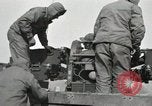 Standbild Reconnaissance Patrol Korea, 1951, aus Sekunde 55 historischem Filmmaterial Videoclip 65675022684