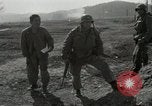 Standbild 187th Airborne Regimental Bekämpfung Team Korea Munson-ni, 1951, aus Sekunde 28 historischem Filmmaterial Videoclip 65675022685