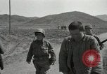 Standbild 187th Airborne Regimental Bekämpfung Team Korea Munson-ni, 1951, aus Sekunde 33 historischem Filmmaterial Videoclip 65675022685