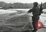 Standbild 187th Airborne Regimental Bekämpfung Team Korea Munson-ni, 1951, aus Sekunde 50 historischem Filmmaterial Videoclip 65675022685