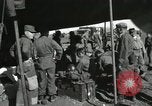 Image 187e Airborne Exercice des équipes de combat régimentaire Corée, 1951, de la seconde 23 séquences d'archives historiques vidéo 65675022690