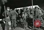 Image 187e Airborne Exercice des équipes de combat régimentaire Corée, 1951, de la seconde 26 séquences d'archives historiques vidéo 65675022690