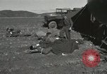 Image 187e Airborne Exercice des équipes de combat régimentaire Corée, 1951, de la seconde 48 séquences d'archives historiques vidéo 65675022690