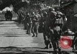 Standbild 187th Airborne Regimental Bekämpfung Team Korea, 1951, aus Sekunde 16 historischem Filmmaterial Videoclip 65675022691