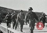 Standbild 187th Airborne Regimental Bekämpfung Team Korea, 1951, aus Sekunde 31 historischem Filmmaterial Videoclip 65675022691