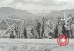 Image 187e Airborne formation de l'équipe de combat régimentaire Corée, 1951, de la seconde 21 séquences d'archives historiques vidéo 65675022692