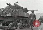 Standbild Französisch in Aix-en-Provence Amerikaner Grüße Aix-en-Provence Frankreich, 1944, aus Sekunde 17 historischem Filmmaterial Videoclip 65675022696