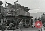 Standbild Französisch in Aix-en-Provence Amerikaner Grüße Aix-en-Provence Frankreich, 1944, aus Sekunde 24 historischem Filmmaterial Videoclip 65675022696