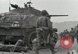 Standbild Französisch in Aix-en-Provence Amerikaner Grüße Aix-en-Provence Frankreich, 1944, aus Sekunde 26 historischem Filmmaterial Videoclip 65675022696