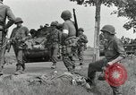Standbild Französisch in Aix-en-Provence Amerikaner Grüße Aix-en-Provence Frankreich, 1944, aus Sekunde 42 historischem Filmmaterial Videoclip 65675022696