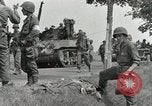 Standbild Französisch in Aix-en-Provence Amerikaner Grüße Aix-en-Provence Frankreich, 1944, aus Sekunde 48 historischem Filmmaterial Videoclip 65675022696