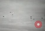 Image 187e régiment des parachutistes de l'équipe de combat Corée, 1951, de la seconde 26 séquences d'archives historiques vidéo 65675022703