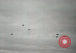 Image 187e régiment des parachutistes de l'équipe de combat Corée, 1951, de la seconde 31 séquences d'archives historiques vidéo 65675022703