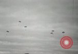 Image 187e régiment des parachutistes de l'équipe de combat Corée, 1951, de la seconde 34 séquences d'archives historiques vidéo 65675022703