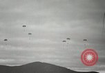 Image 187e régiment des parachutistes de l'équipe de combat Corée, 1951, de la seconde 37 séquences d'archives historiques vidéo 65675022703