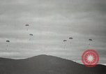 Image 187e régiment des parachutistes de l'équipe de combat Corée, 1951, de la seconde 40 séquences d'archives historiques vidéo 65675022703