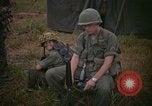 Image 2e bataillon du 173e Airborne Équipe de combat de brigade Vietnam, 1965, de la seconde 41 séquences d'archives historiques vidéo 65675022705