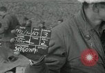 Standbild Rückzug der UN-Truppen Korea nördlich von Kaesong, 1950, aus Sekunde 6 historischem Filmmaterial Videoclip 65675022721