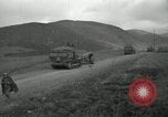 Standbild Rückzug der UN-Truppen Korea nördlich von Kaesong, 1950, aus Sekunde 19 historischem Filmmaterial Videoclip 65675022721