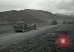 Standbild Rückzug der UN-Truppen Korea nördlich von Kaesong, 1950, aus Sekunde 20 historischem Filmmaterial Videoclip 65675022721