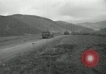 Standbild Rückzug der UN-Truppen Korea nördlich von Kaesong, 1950, aus Sekunde 27 historischem Filmmaterial Videoclip 65675022721