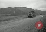 Standbild Rückzug der UN-Truppen Korea nördlich von Kaesong, 1950, aus Sekunde 60 historischem Filmmaterial Videoclip 65675022721