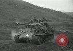 Standbild Rückzug der UN-Truppen Korea nördlich von Kaesong, 1950, aus Sekunde 34 historischem Filmmaterial Videoclip 65675022722