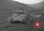 Standbild Rückzug der UN-Truppen Korea nördlich von Kaesong, 1950, aus Sekunde 41 historischem Filmmaterial Videoclip 65675022722