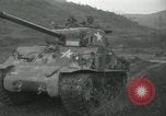 Standbild Rückzug der UN-Truppen Korea nördlich von Kaesong, 1950, aus Sekunde 43 historischem Filmmaterial Videoclip 65675022722