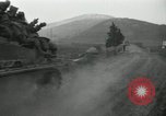 Standbild Rückzug der US-Truppen Korea nördlich von Kaesong, 1950, aus Sekunde 21 historischem Filmmaterial Videoclip 65675022723