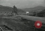 Standbild Rückzug der UN-Truppen Korea, 1950, aus Sekunde 3 historischem Filmmaterial Videoclip 65675022724