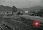 Standbild Rückzug der UN-Truppen Korea, 1950, aus Sekunde 5 historischem Filmmaterial Videoclip 65675022724