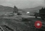 Standbild Rückzug der UN-Truppen Korea, 1950, aus Sekunde 9 historischem Filmmaterial Videoclip 65675022724