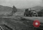 Standbild Rückzug der UN-Truppen Korea, 1950, aus Sekunde 12 historischem Filmmaterial Videoclip 65675022724