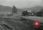 Standbild Rückzug der UN-Truppen Korea, 1950, aus Sekunde 18 historischem Filmmaterial Videoclip 65675022724