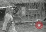 Standbild Rückzug der UN-Truppen Korea, 1950, aus Sekunde 45 historischem Filmmaterial Videoclip 65675022724