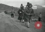 Standbild Rückzug der UN-Truppen Korea, 1950, aus Sekunde 48 historischem Filmmaterial Videoclip 65675022724