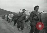 Standbild Rückzug der UN-Truppen Korea, 1950, aus Sekunde 59 historischem Filmmaterial Videoclip 65675022724