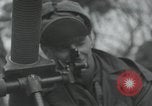 Standbild 81 mm Mörtel Anyang Korea, 1950, aus Sekunde 14 historischem Filmmaterial Videoclip 65675022726