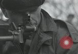 Standbild 81 mm Mörtel Anyang Korea, 1950, aus Sekunde 30 historischem Filmmaterial Videoclip 65675022726