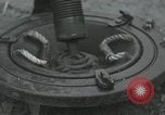 Standbild 81 mm Mörtel Anyang Korea, 1950, aus Sekunde 38 historischem Filmmaterial Videoclip 65675022726