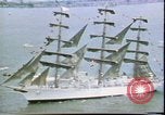 Immagine di Stati Uniti bicentenario o la celebrazione del bicentenario New York City USA, 1976, secondo 35 filmato di repertorio 65675022744