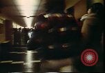 Immagine di Matrimonio di prova situazione Portland Oregon USA, 1975, secondo 16 filmato di repertorio 65675022749